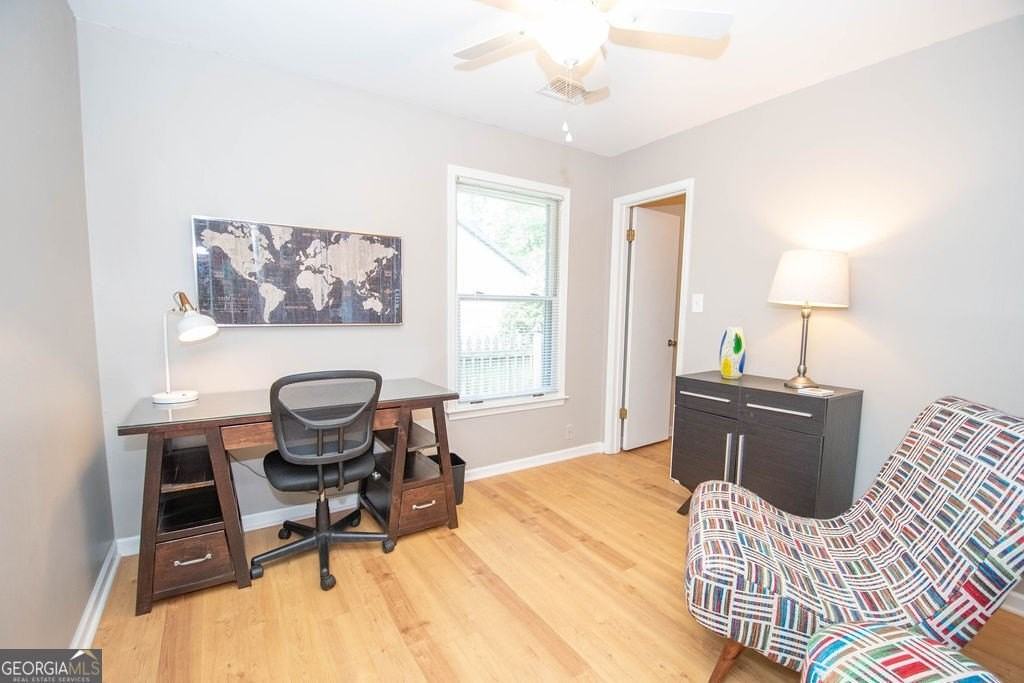 103 Burnham Rise unit: Furnished - Photo 6 of 38