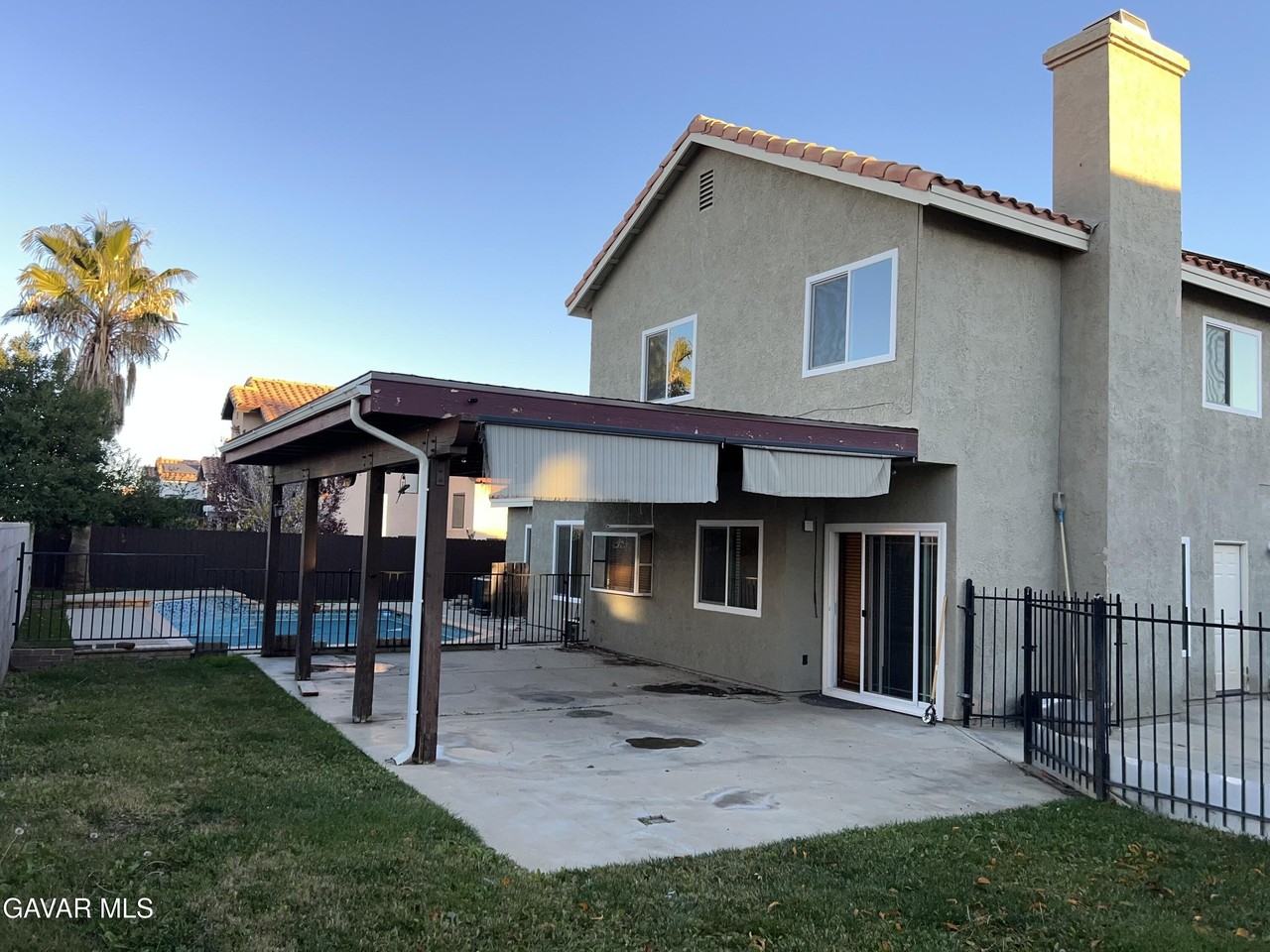 359 Pagosa Ct - Photo 2 of 14