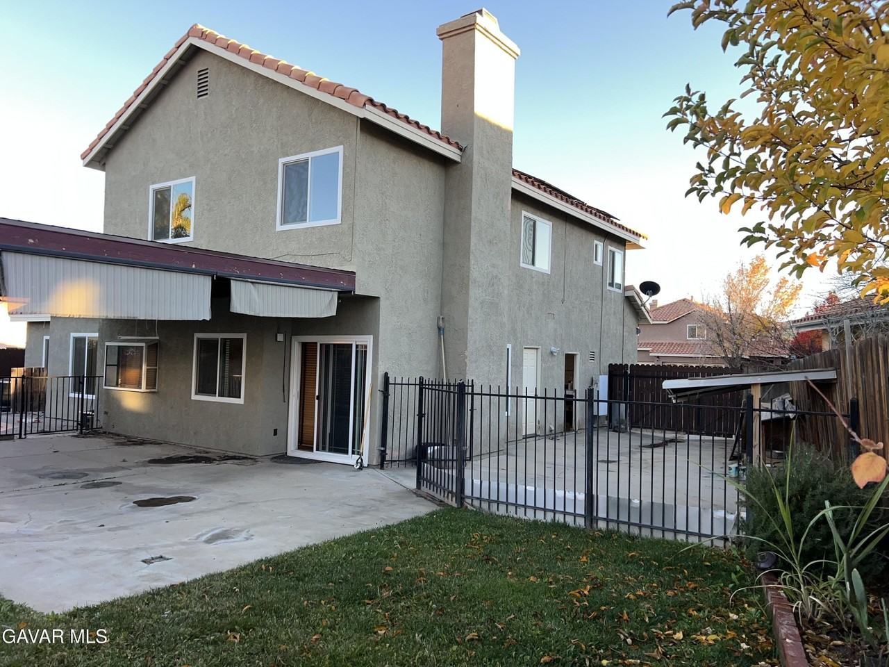 359 Pagosa Ct - Photo 3 of 14