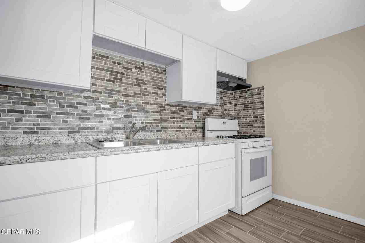 7182 Ponce Dr Unit C #C - Photo 7 of 10