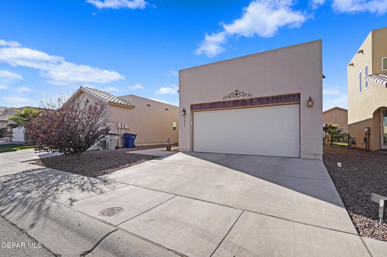 3637 Grand Cayman Ln - Photo 2 of 32