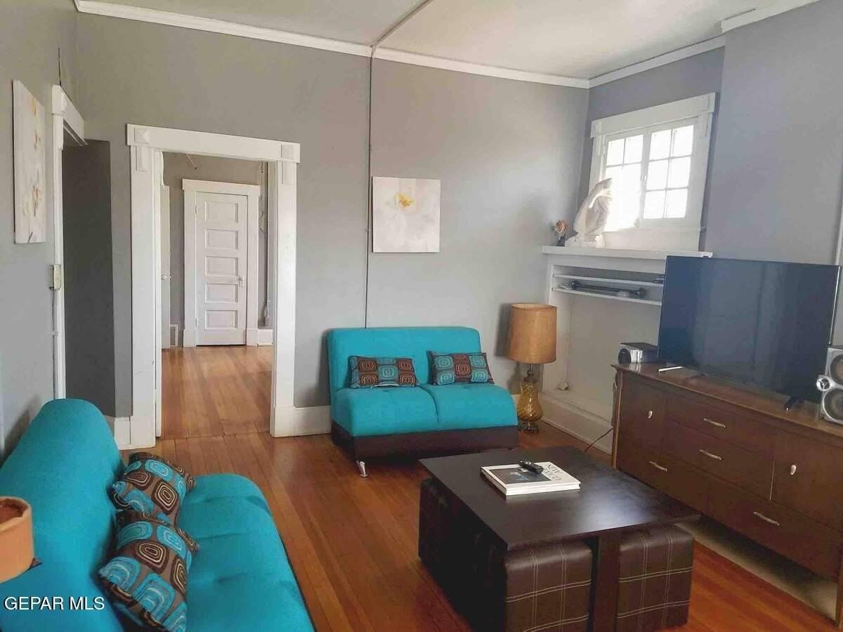 507 W Missouri Ave - Photo 3 of 10