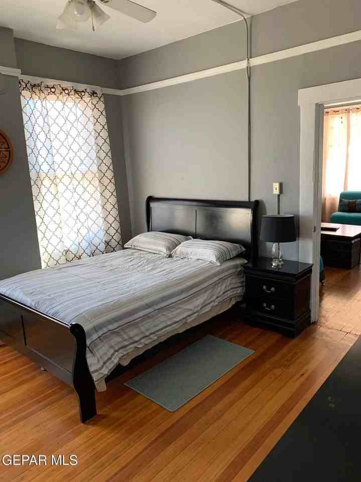 507 W Missouri Ave - Photo 5 of 10