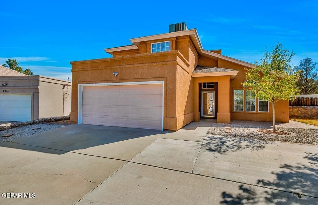 10917 Loma Alta Ln - Photo 3 of 50