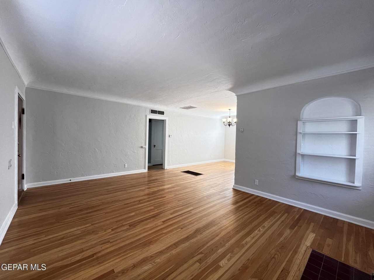 2119 N Stanton St Unit A #A - Photo 4 of 21