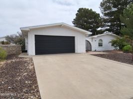 featured image of 806 Cortijo Dr