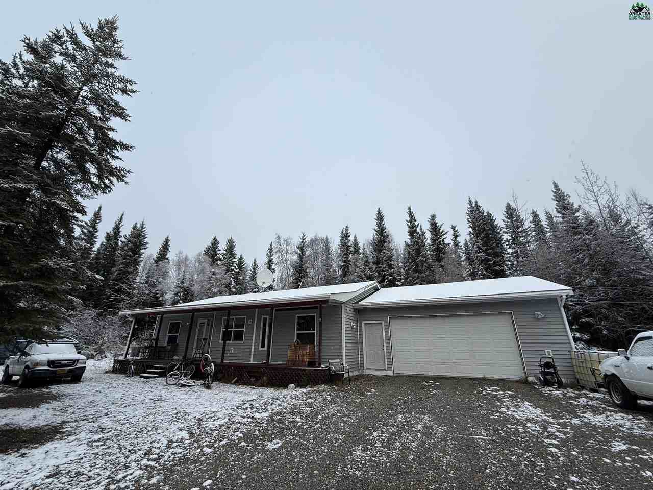 2390 Staley Ave - Photo 2 of 14