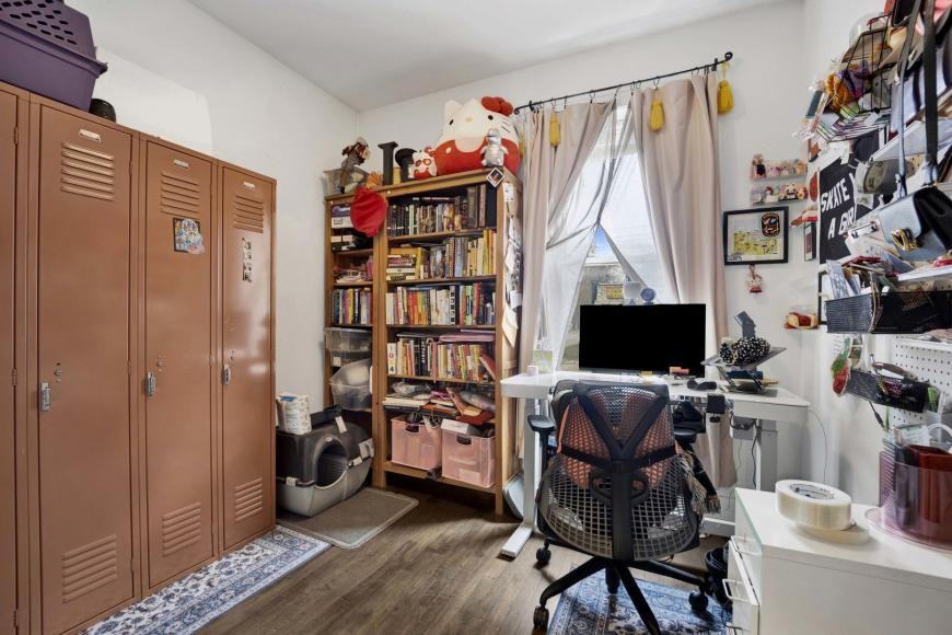 2519 W Altgeld St - Photo 5 of 10