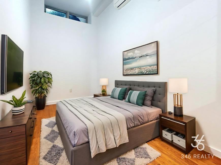 1157 Myrtle Ave - Photo 7 of 10