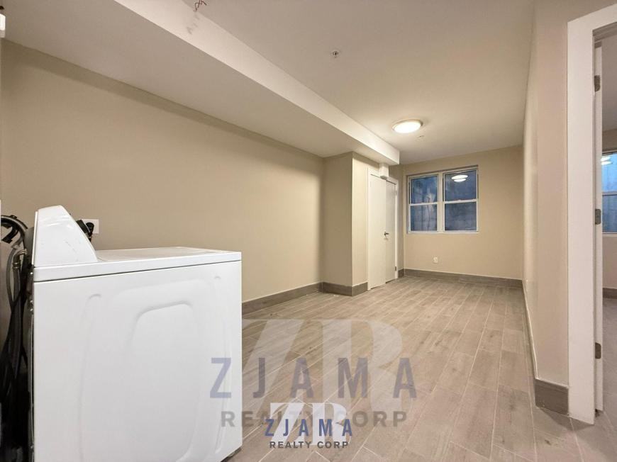 306 Park Ave - Photo 2 of 7