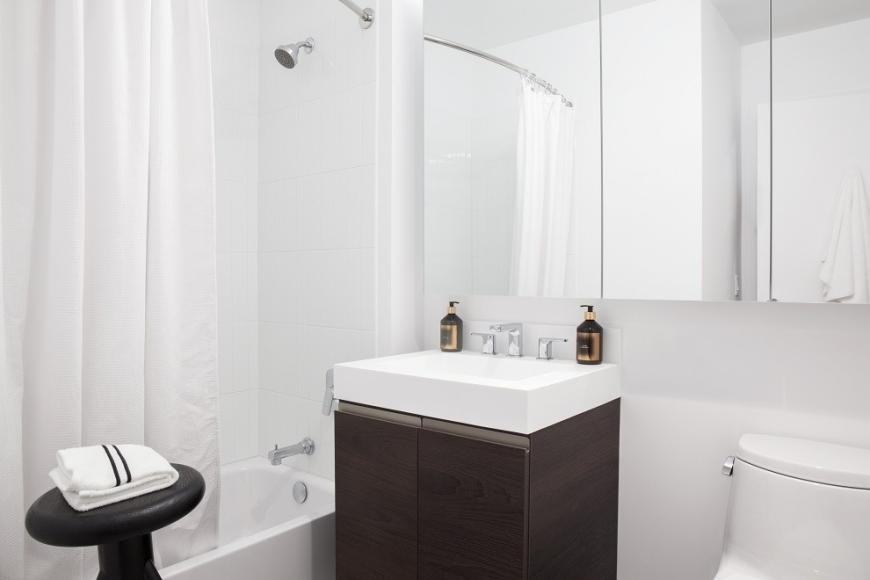 2810 Jackson Ave - Photo 7 of 10