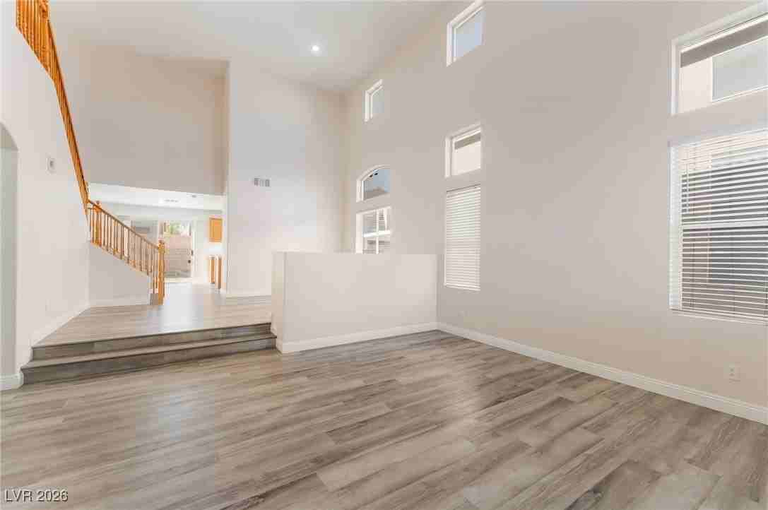 4749 Arial Ridge St - Photo 3 of 27