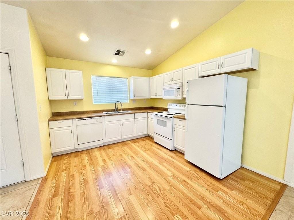 1070 Potro Ave #1 - Photo 6 of 15