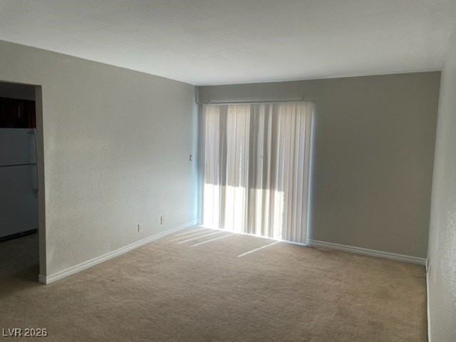 5060 Indian River Dr #395 - Photo 3 of 13