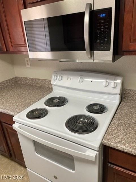 5060 Indian River Dr #395 - Photo 5 of 13