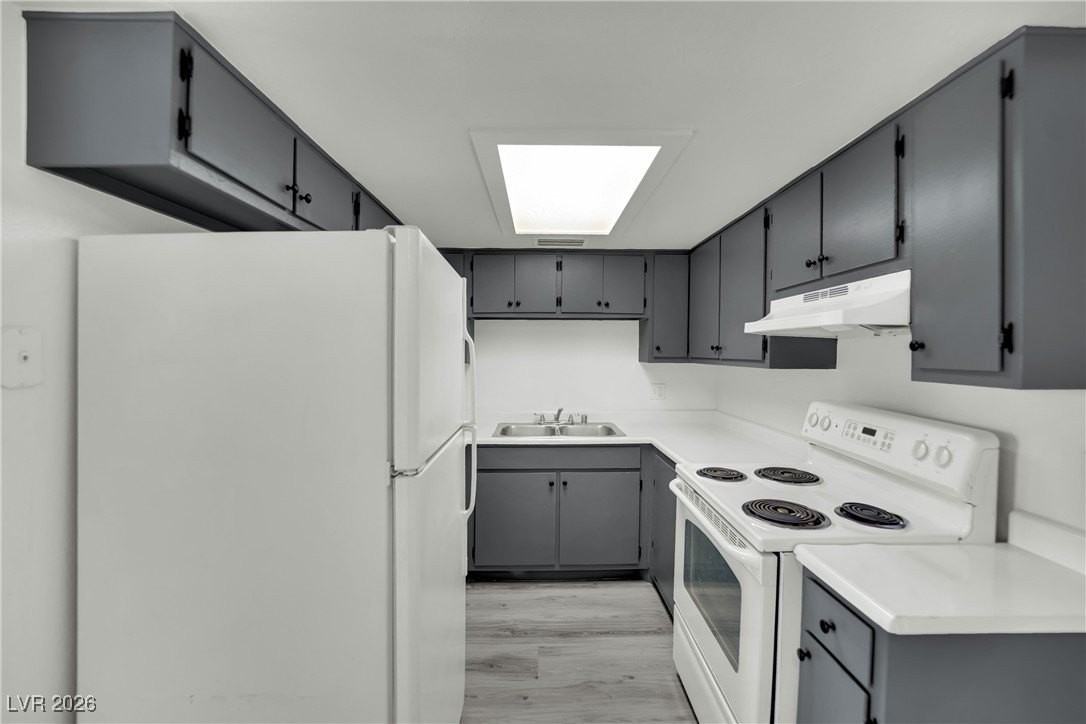 3125 N Pecos Rd #204 - Photo 4 of 19