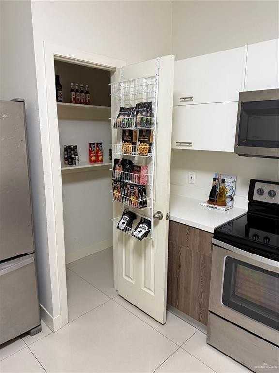 2205 S 6th St - Photo 7 of 26