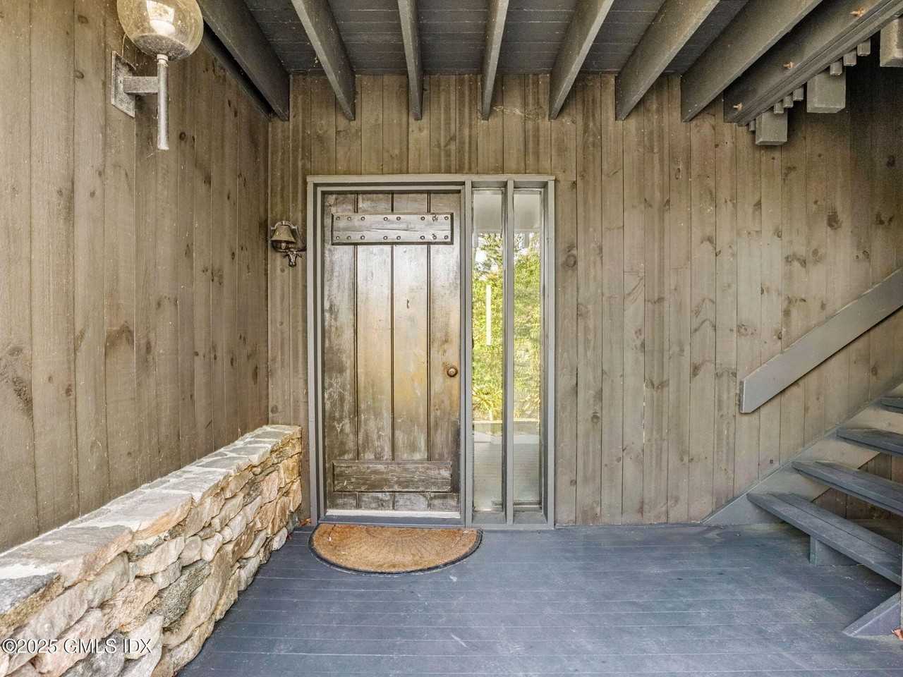 484 Cognewaugh Rd - Photo 2 of 34