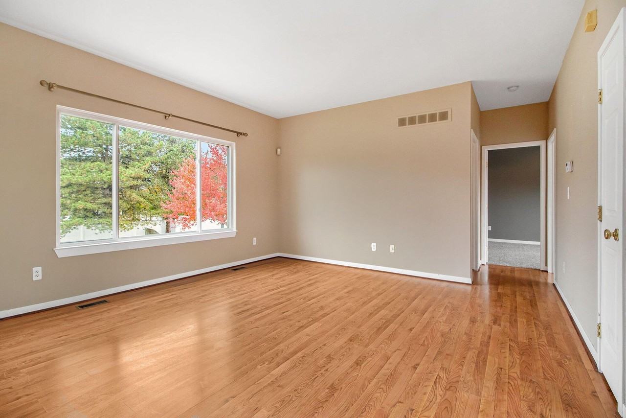 3124 Hawks Ave - Photo 3 of 25