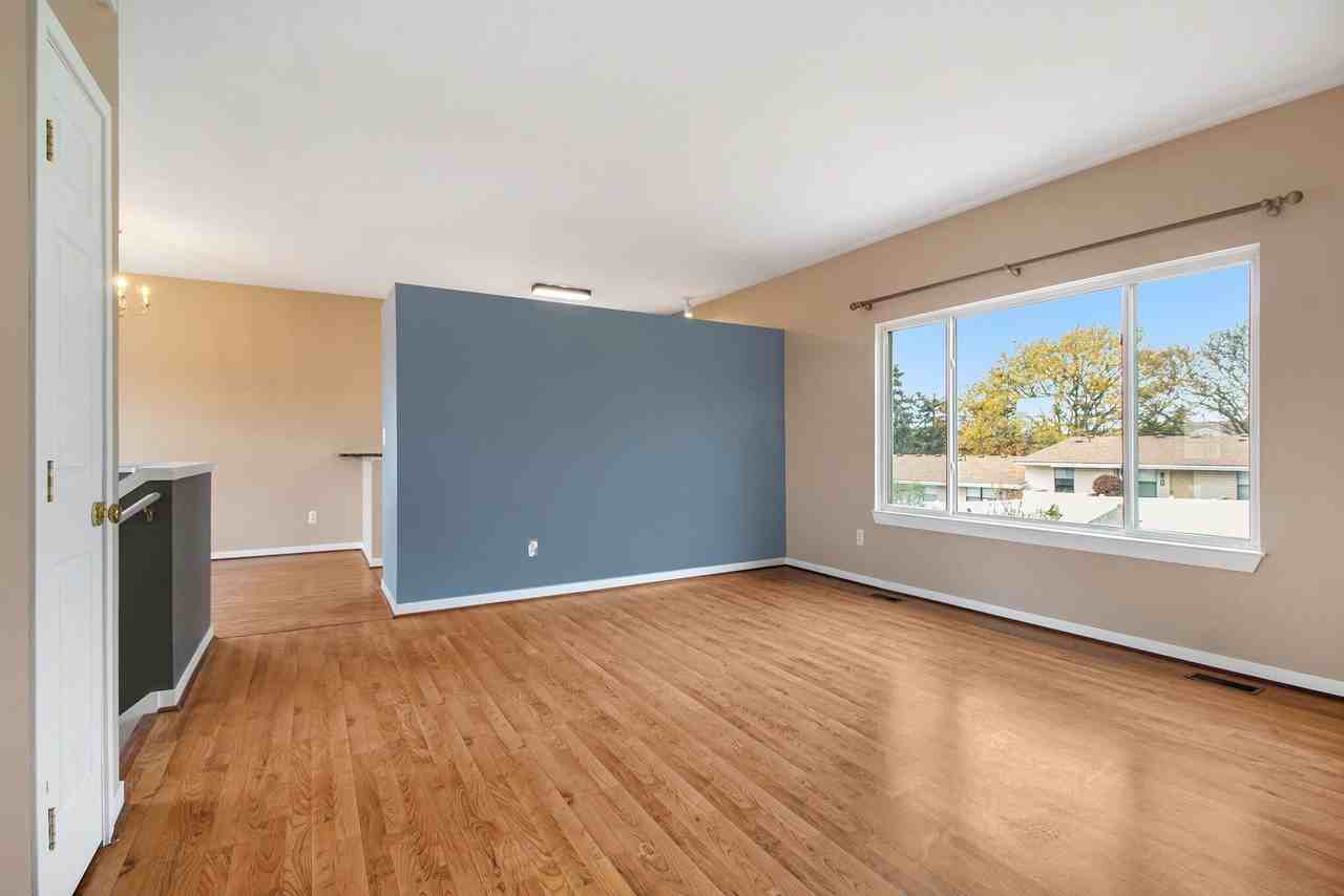 3124 Hawks Ave - Photo 4 of 25