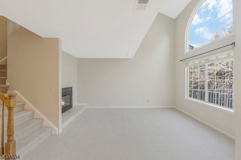 20 Academy Ct - Photo 7 of 33