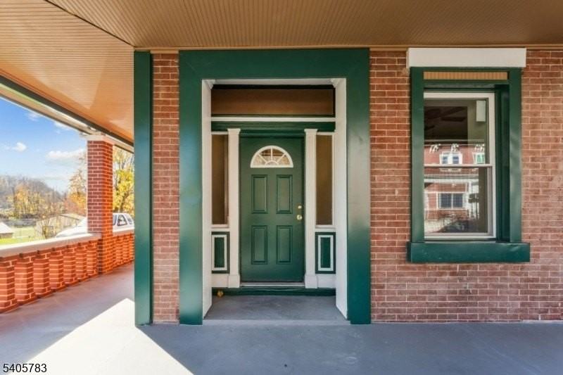 786 S Main St #2 - Photo 3 of 18