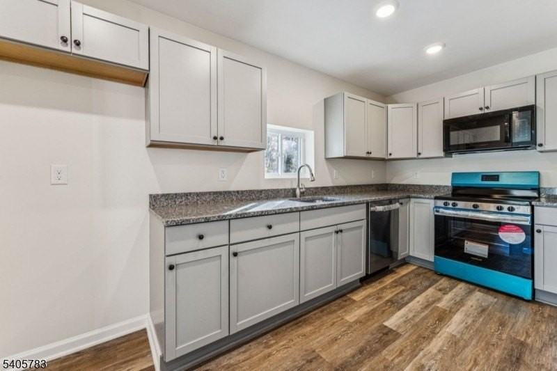 786 S Main St #2 - Photo 6 of 18