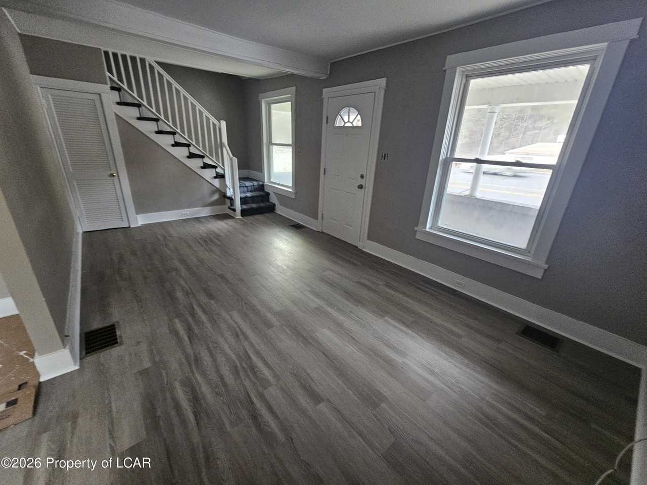 683 Memorial Hwy - Photo 2 of 15