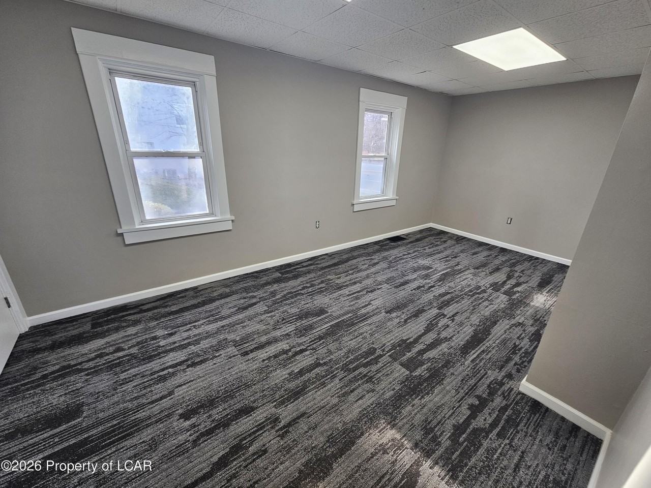 683 Memorial Hwy - Photo 7 of 15