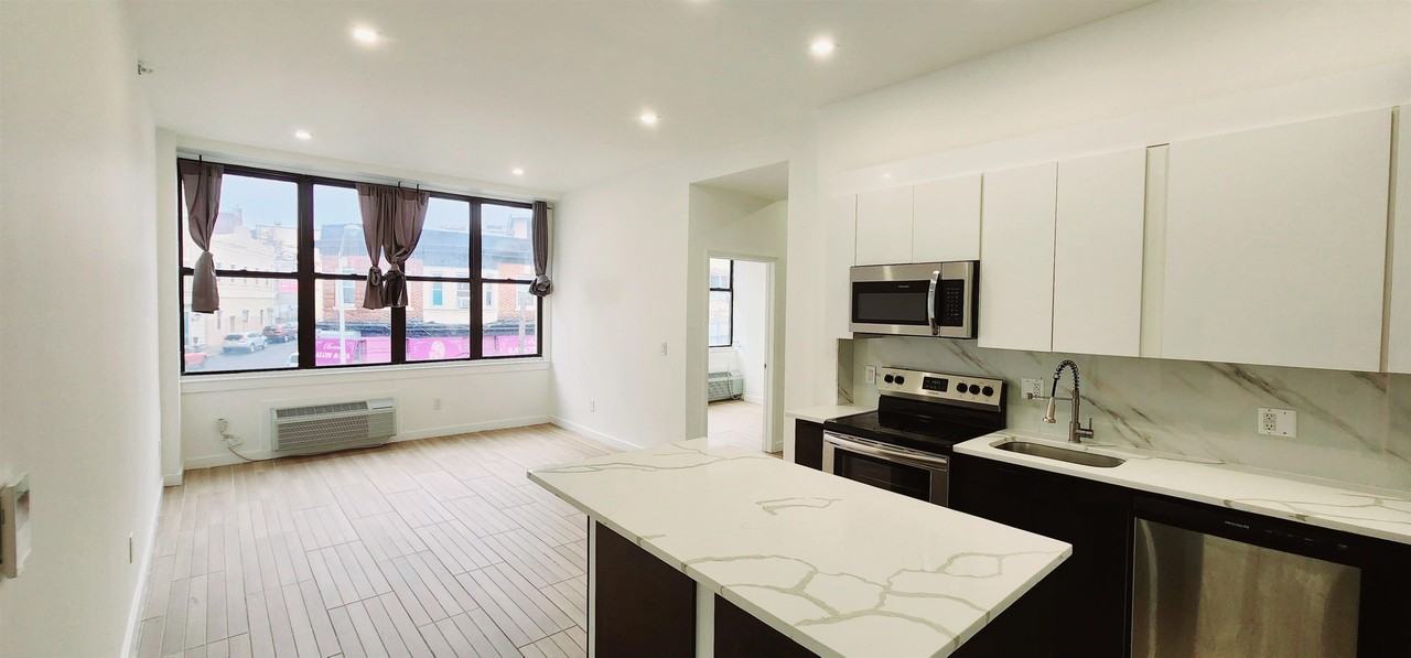 30 Howe Ave #301 - Photo 3 of 10