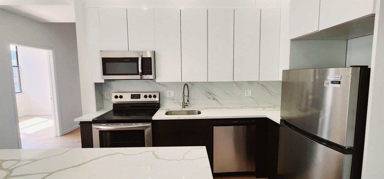 30 Howe Ave #301 - Photo 6 of 10