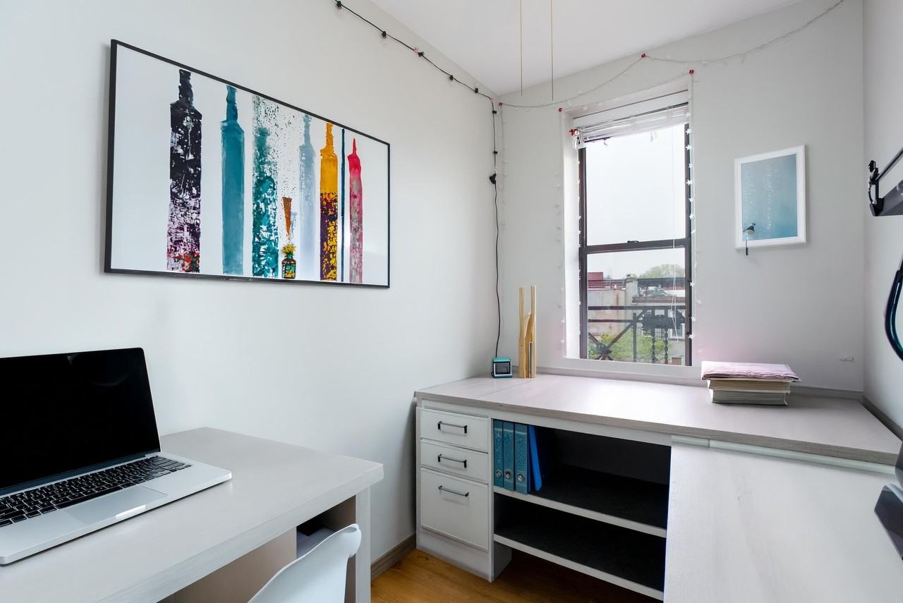 805 Park Ave #8-4R - Photo 6 of 11