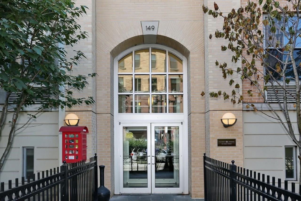 149 Essex St #4B - Photo 3 of 20