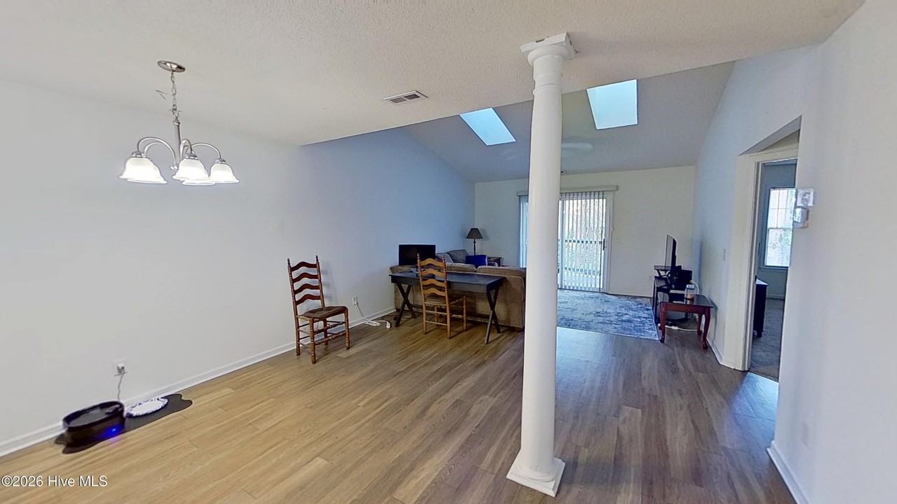 4619 Mcclelland Dr Unit 202 #202 - Photo 4 of 23