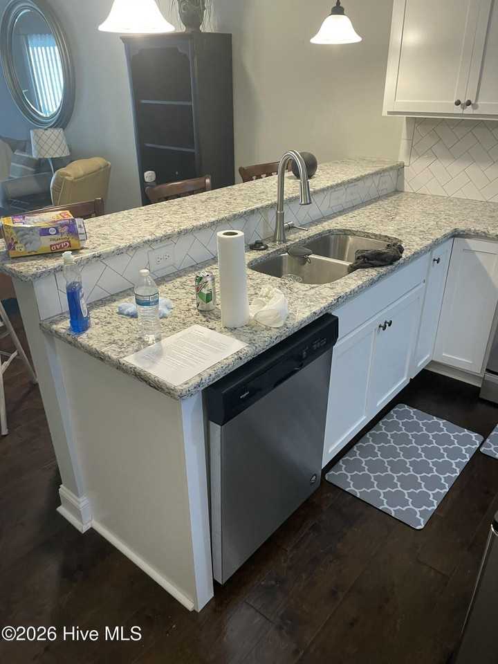 1823 Fox Den Way Unit 2 #2 - Photo 2 of 20