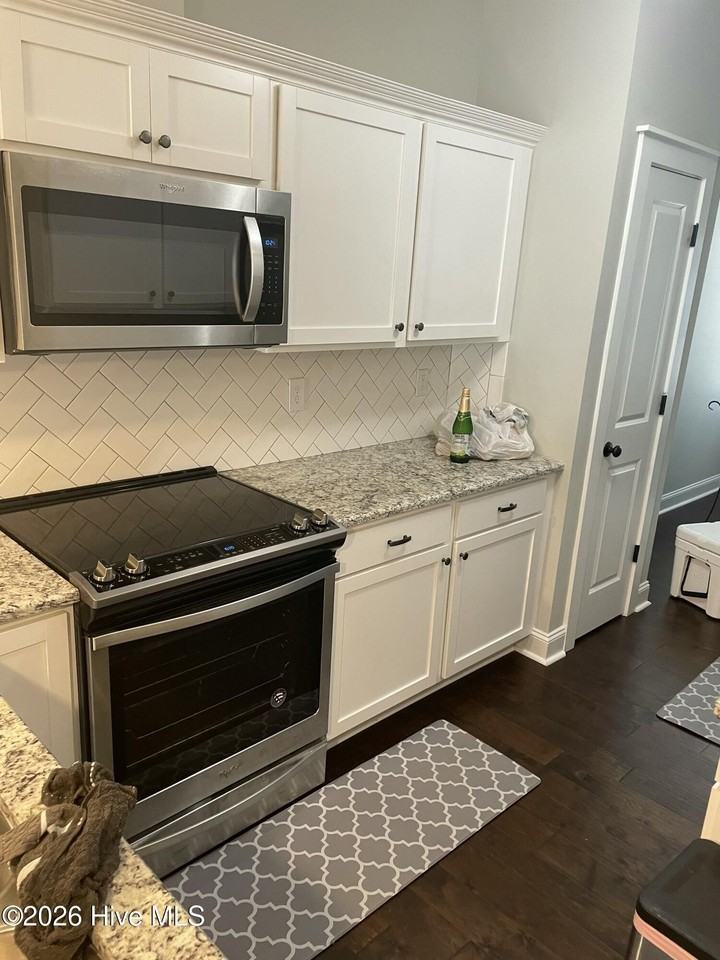 1823 Fox Den Way Unit 2 #2 - Photo 3 of 20