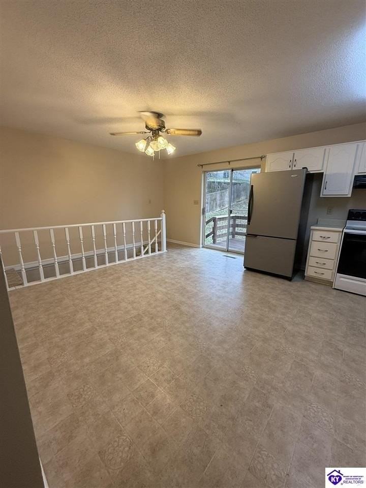 114 Monroe St - Photo 5 of 23