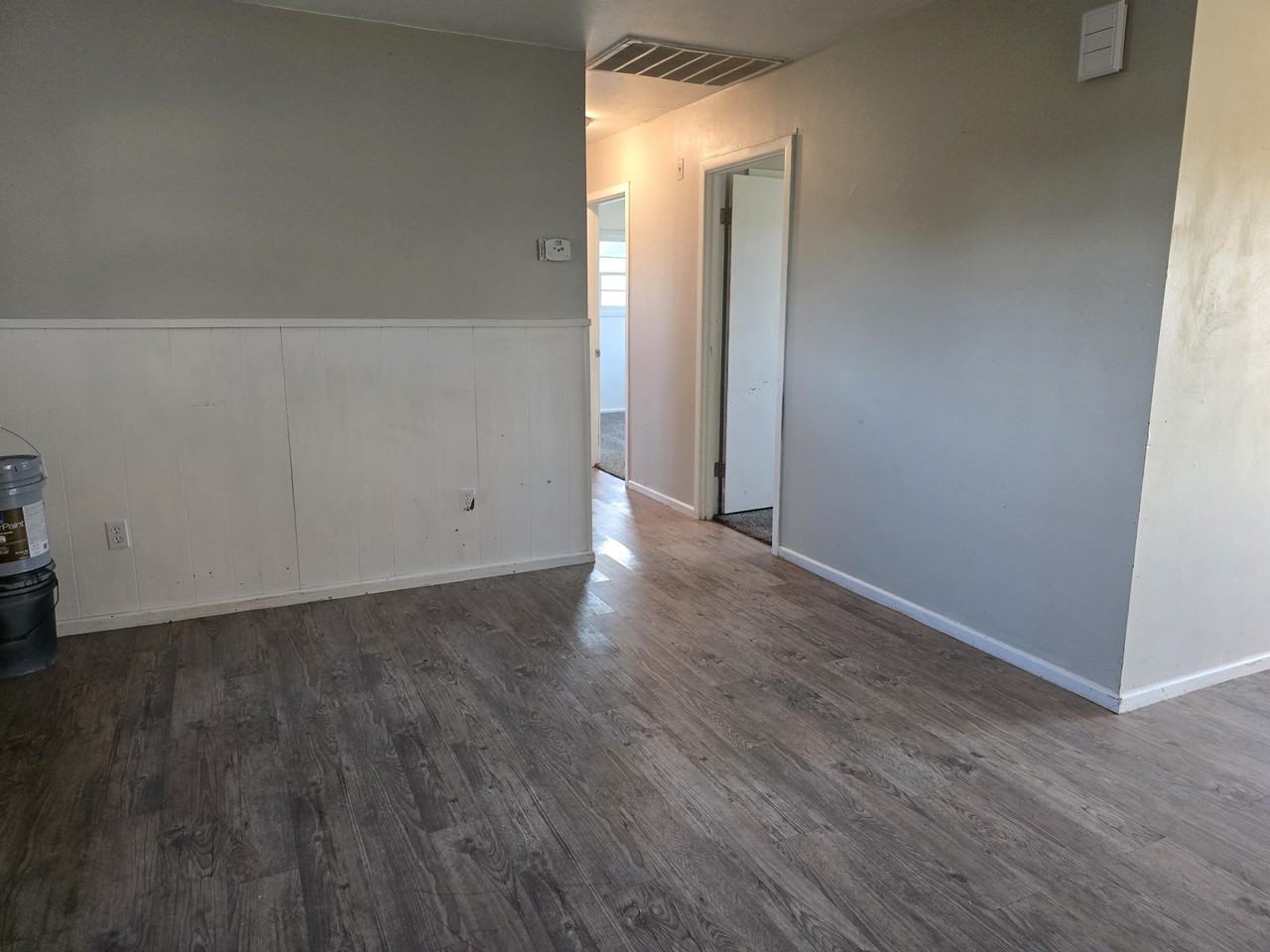 2415 E 30th St - Photo 5 of 21