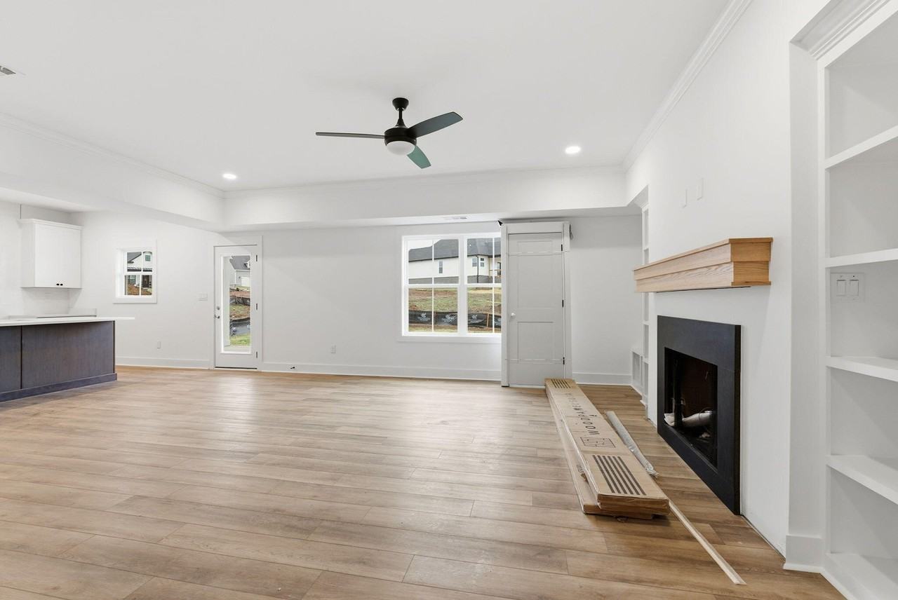 508 Cripple Creek Circle - Photo 4 of 28