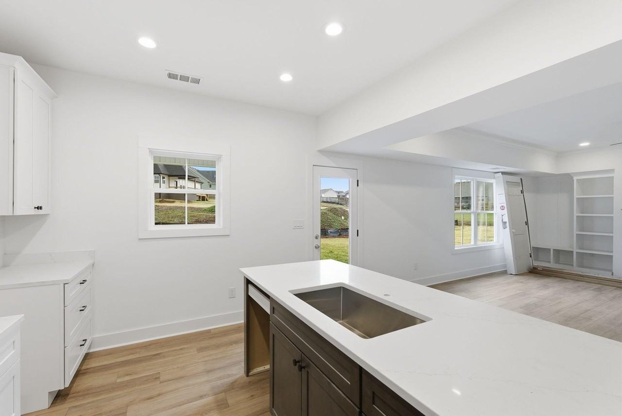 508 Cripple Creek Circle - Photo 6 of 28