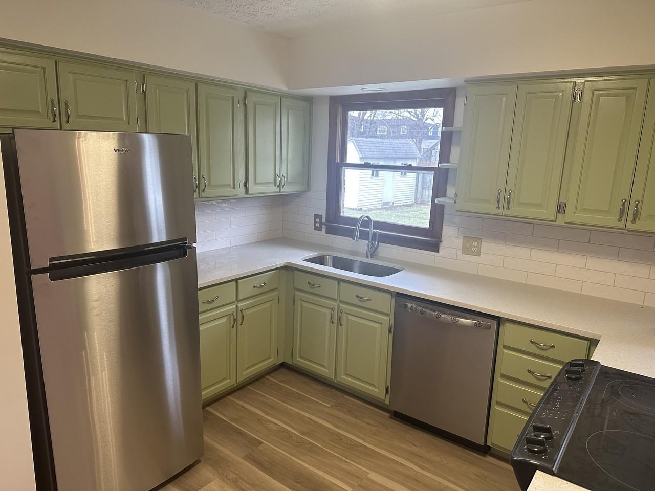 603 Worcester Rd - Photo 2 of 13