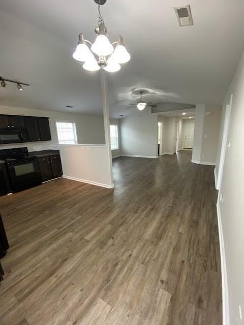 152 Stephen Dr - Photo 2 of 21