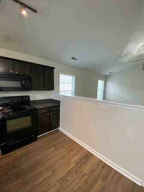 152 Stephen Dr - Photo 7 of 21