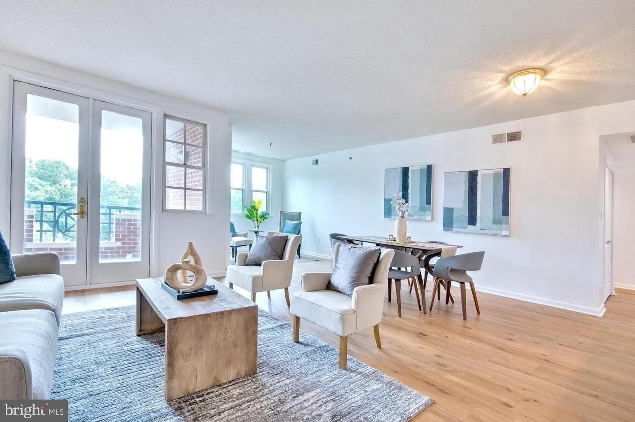 930 Astern Way - Photo 3 of 27