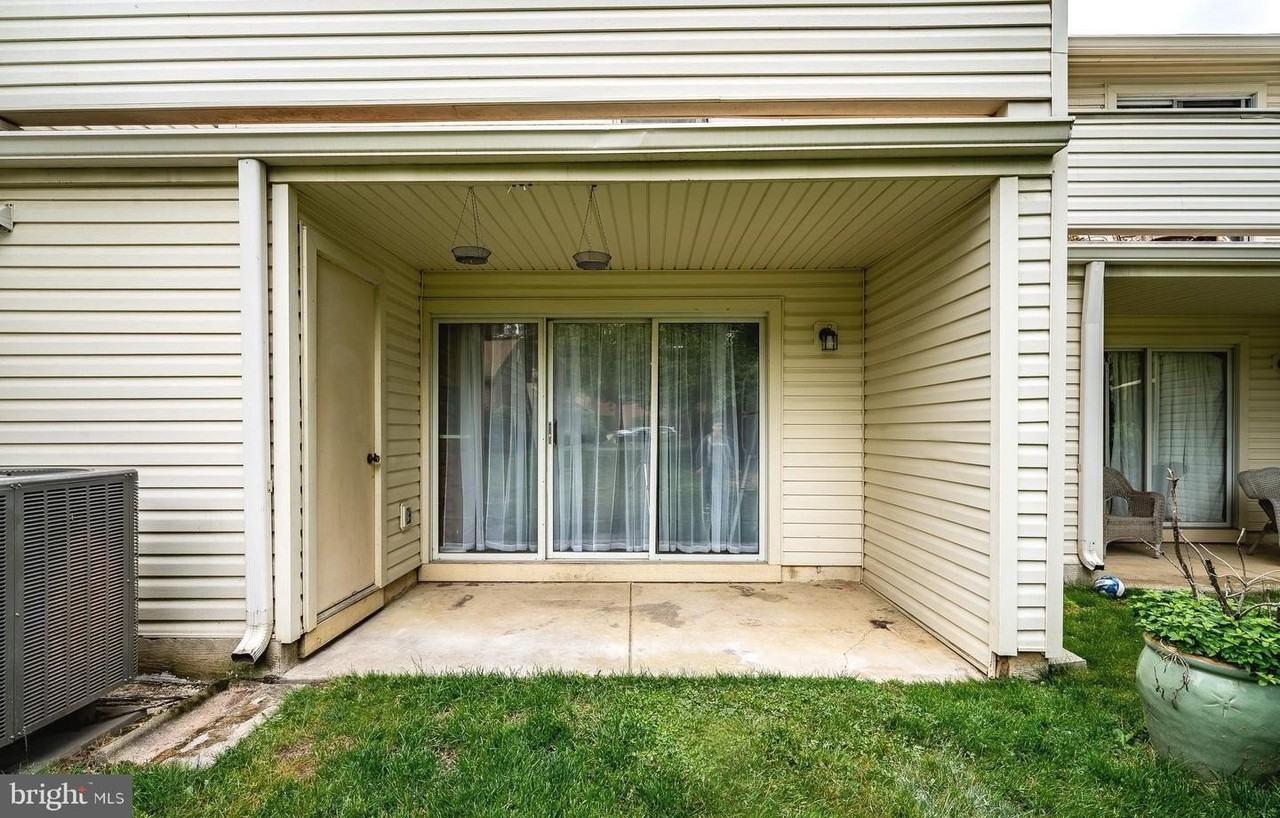 314 Headhouse Ct - Photo 5 of 28