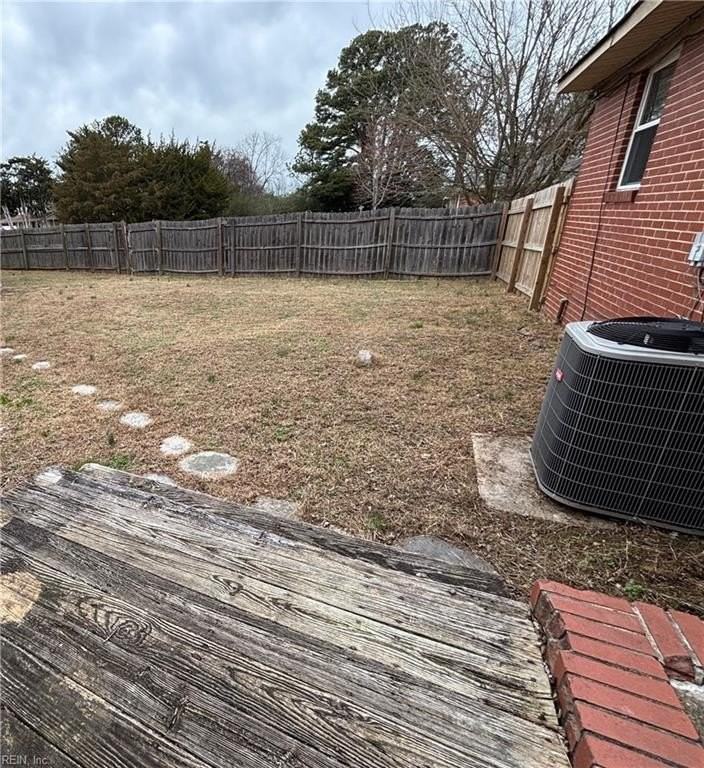 413 West Ln - Photo 3 of 13