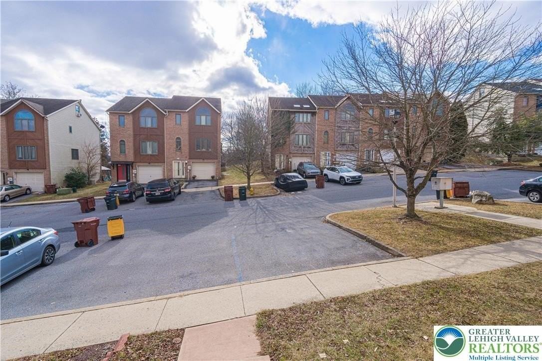 125 Cornerstone Pl - Photo 4 of 42