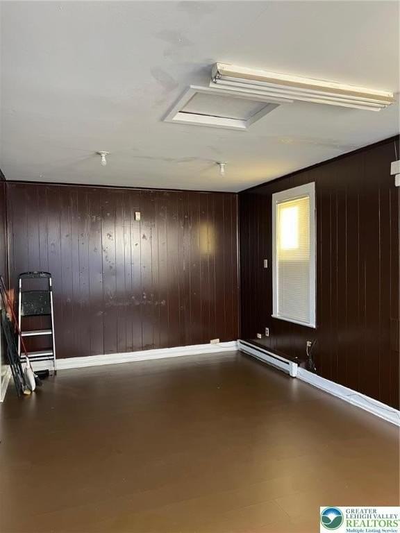 206 S 16th St - Photo 3 of 7