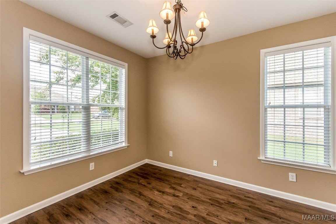 9625 Helmsley Cir - Photo 6 of 41