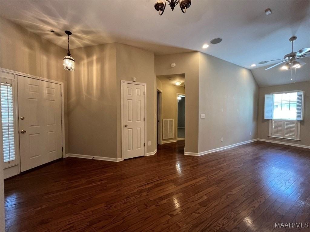 8979 Stoneridge Pl - Photo 5 of 23